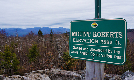 hike mount roberts trail summit sign castle in the clouds roberts mountain nh 52 with a view